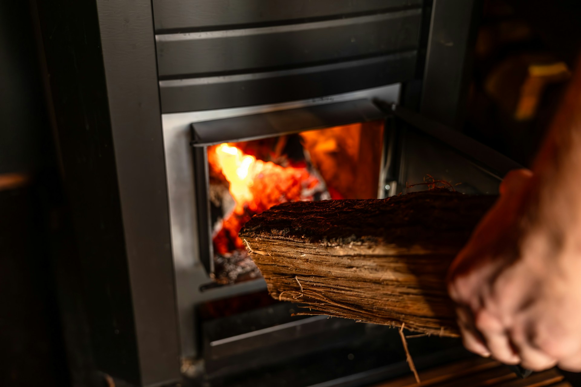 Comprendre le chauffage au bois pour un confort optimal en hiver